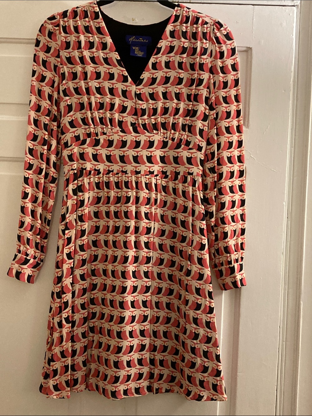 Héroïnes Coral and Black Patterned V-Neck Mini Dress, FR 36 (US S) - Picture 1 of 9